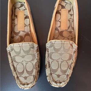 Coach Suellen Loafers in Camel/Khaki Size 9.5